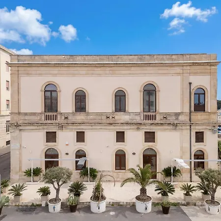 La Finestra Su Ortigia Luxury * סירקוזה