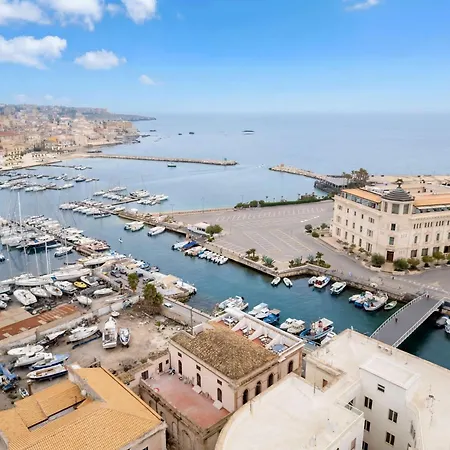 בית נופש La Finestra Su Ortigia Luxury