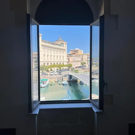 בית נופש La Finestra Su Ortigia Luxury סירקוזה
